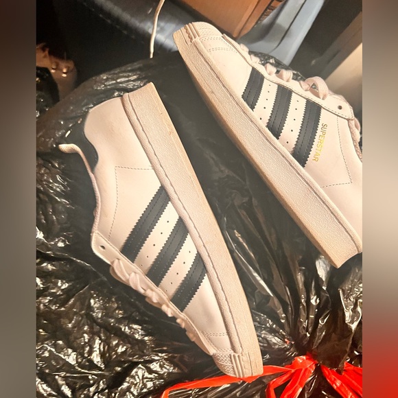 Adidas - Picture 3 of 9